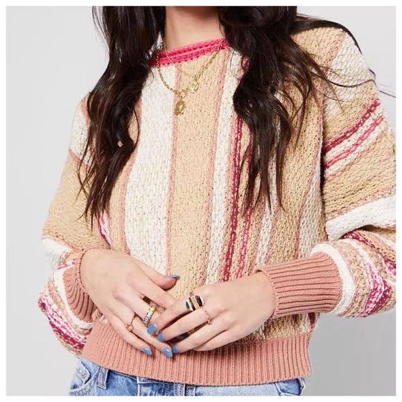 LAST CHANCE Free People Show Me Love Oversize Crop Sweater - Picture 7 of 7